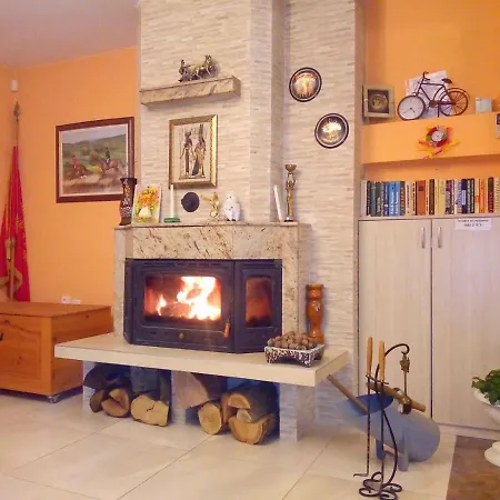 Бялата Къща Калугерица Guest house Kaspichan