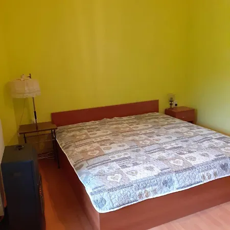 Guest house Бялата Къща Калугерица