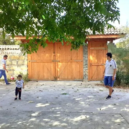 Бялата Къща Калугерица Guest house Kaspichan